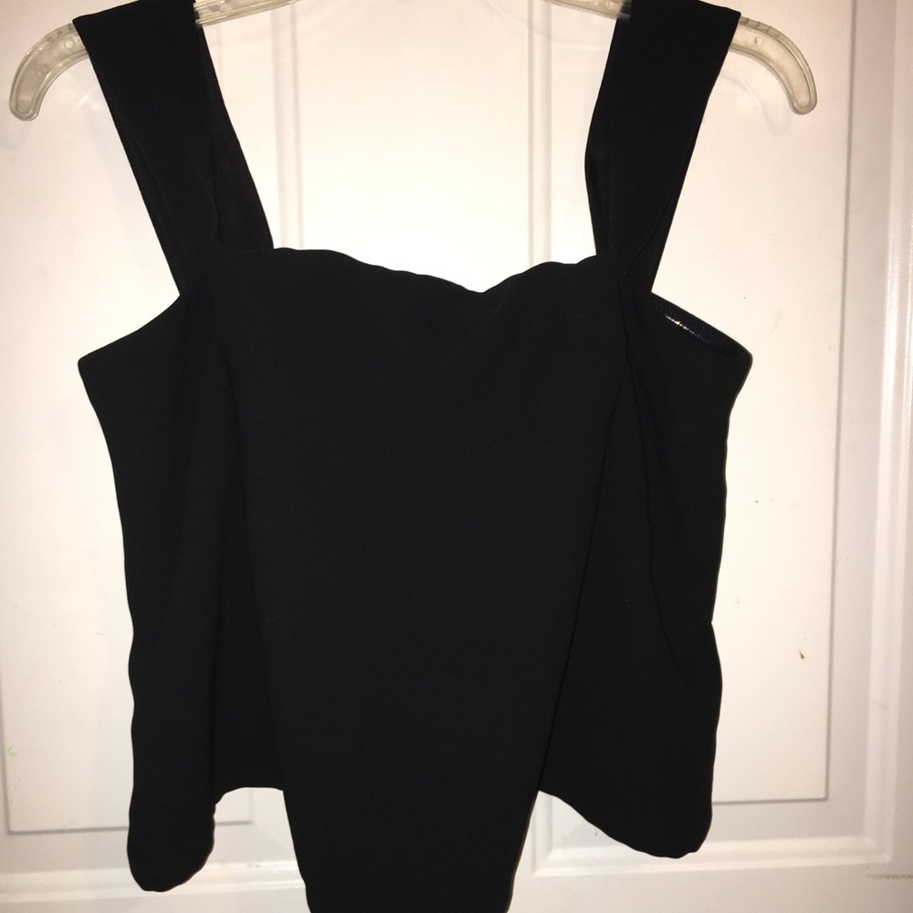 Black crop top size medium